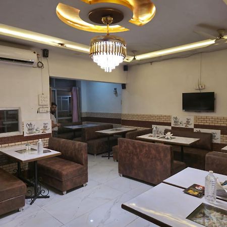 Hotel Vrindavan Fatehpur Sīkri Buitenkant foto