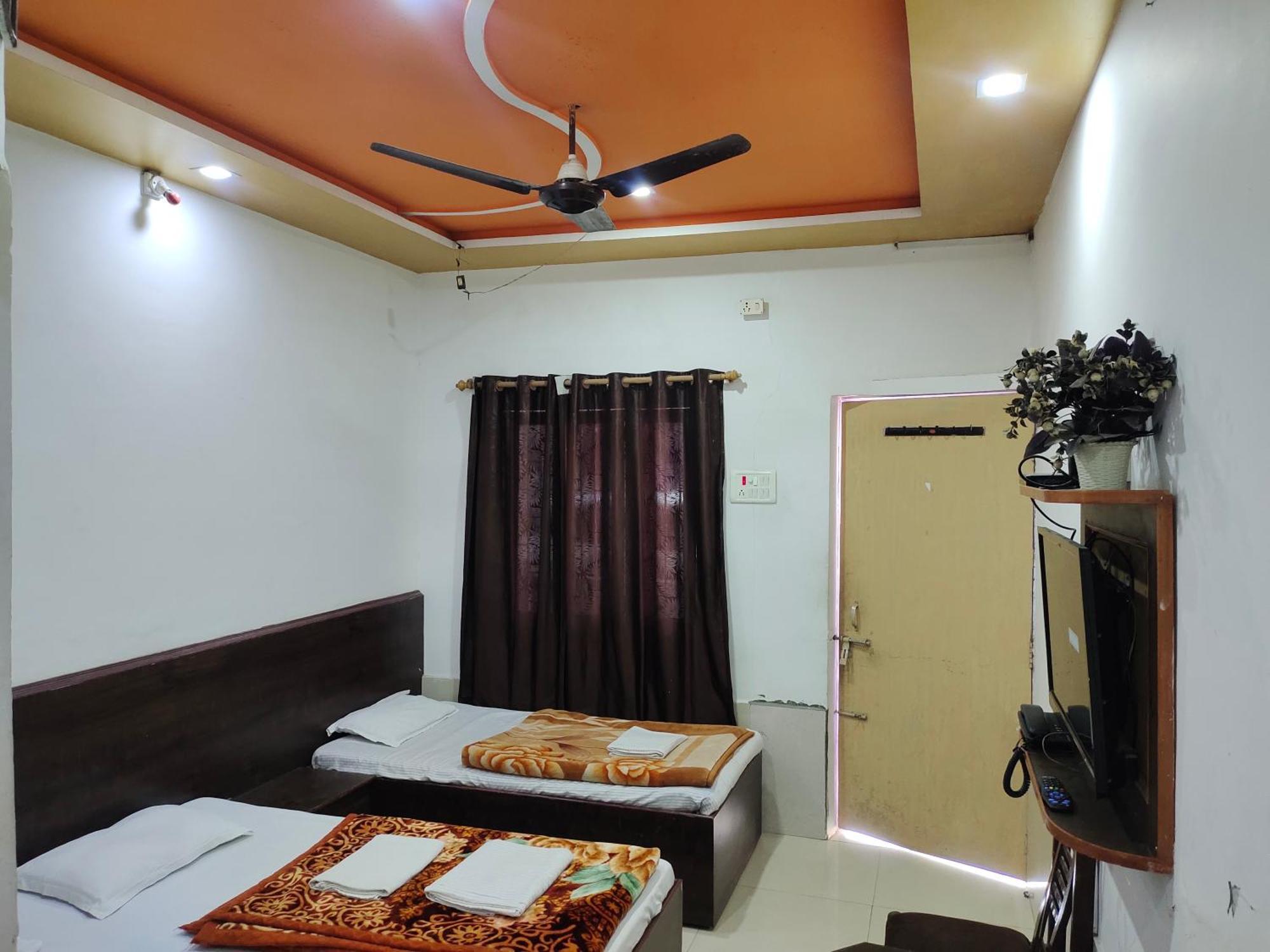 Hotel Vrindavan Fatehpur Sīkri Buitenkant foto