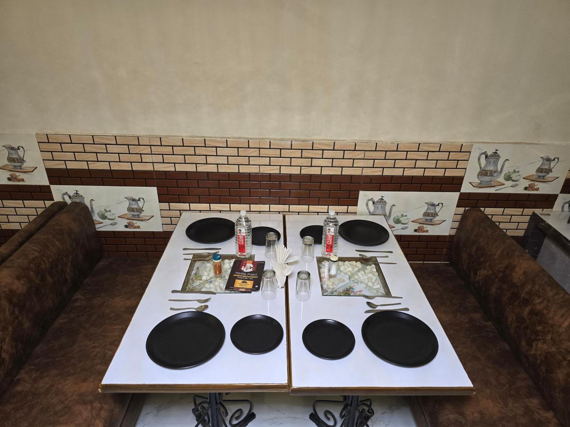 Hotel Vrindavan Fatehpur Sīkri Buitenkant foto