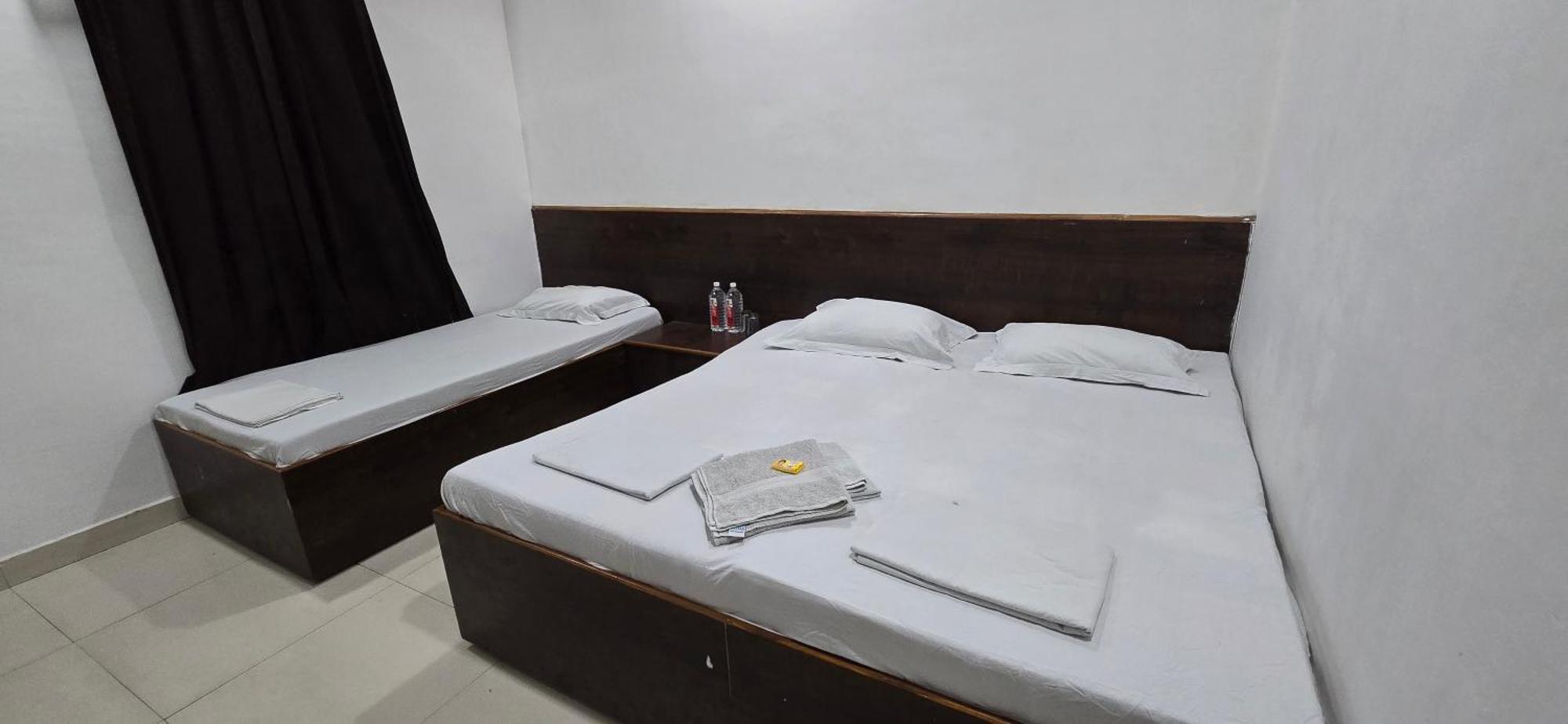 Hotel Vrindavan Fatehpur Sīkri Buitenkant foto