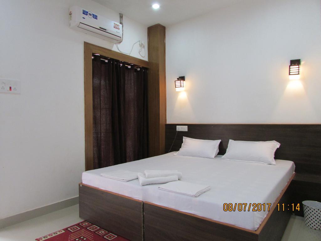 Hotel Vrindavan Fatehpur Sīkri Buitenkant foto